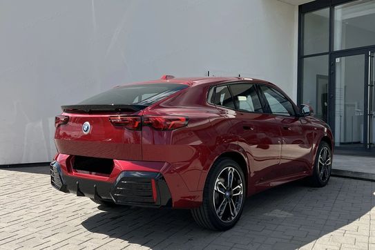 BMW iX2 eDrive20 M Sport