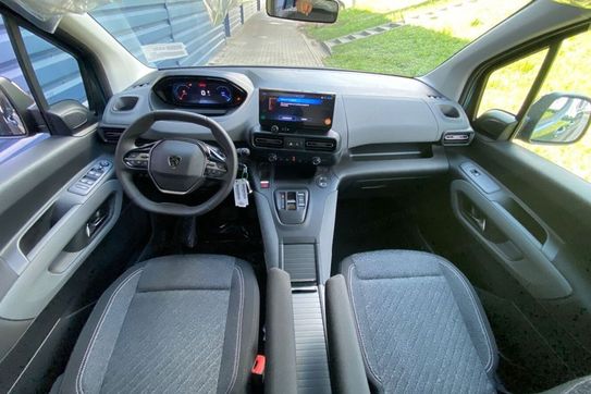 Peugeot Rifter Long L2H1 MPV Allure AT8