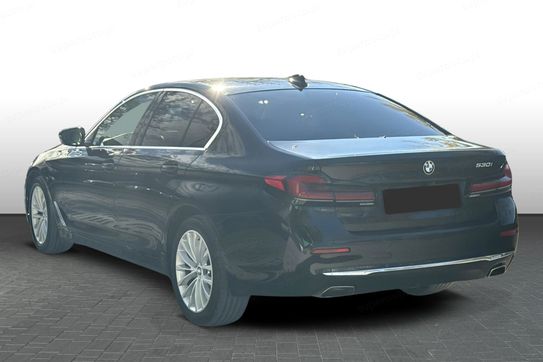 BMW Seria 5 530i Luxury Line