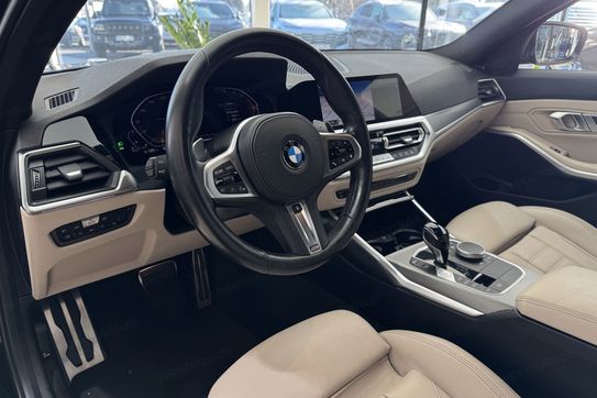 BMW Seria 3 320d xDrive M Sport