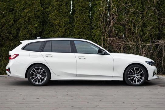 BMW Seria 3 320d mHEV Luxury Line sport-aut
