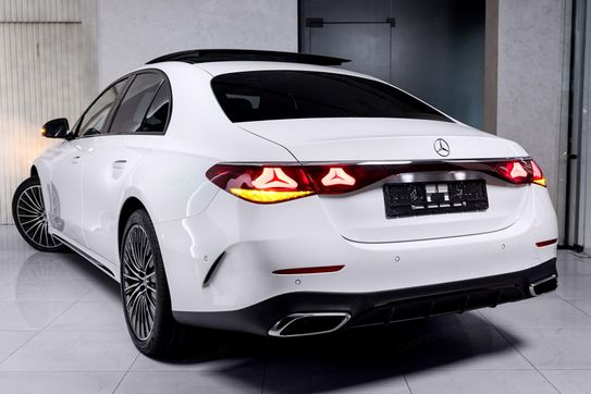 Mercedes Klasa E 220 d  4-Matic AMG