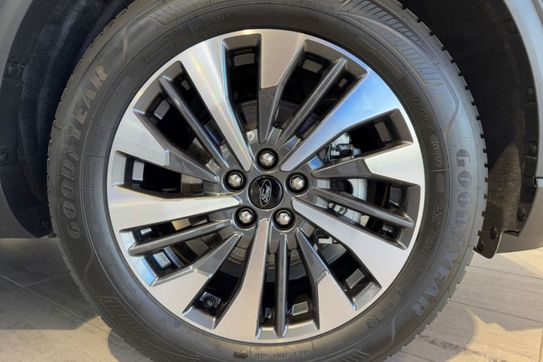 Ford Kuga Titanium 2.5 FHEV