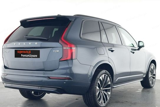 Volvo XC90 T8 AWD Plug-In Hybrid Plus Dark