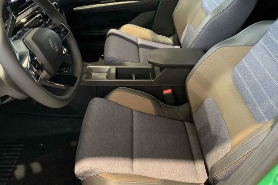 Renault 5 Urban Range Techno
