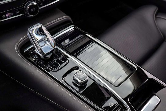 Volvo S90 T8 AWD Plug-In Hybrid Ultimate Bright