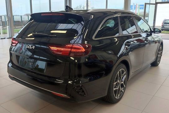 Kia Ceed 1.5 T-GDI Tribute