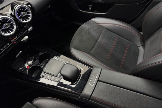 Mercedes CLA 200 AMG Line