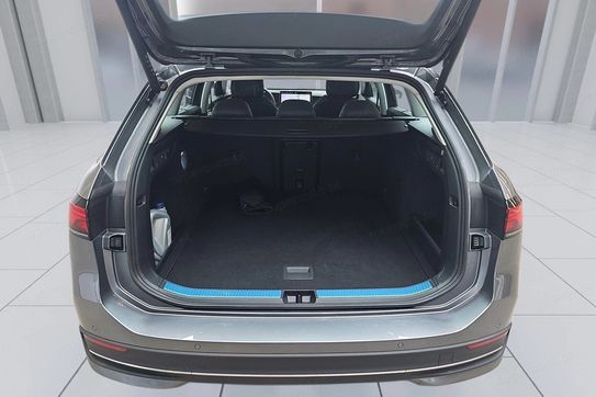 Volkswagen Passat TSI ACT mHEV DSG