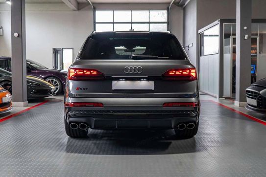 Audi Q7 SQ7 TFSI quattro