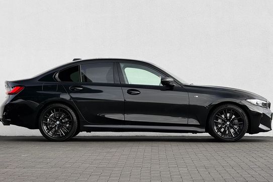 BMW Seria 3 330i xDrive M Sport