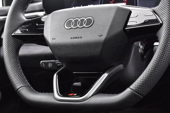 Audi A6 e-Hybrid quattro Avant