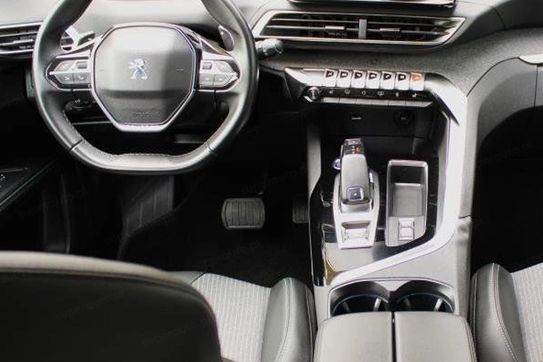 Peugeot 5008 2.0 BlueHDi Allure S&S EAT8