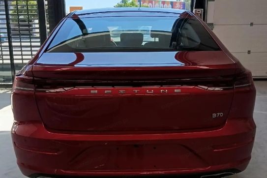 Bestune B70 2.0T Elegance aut