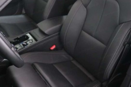 Volvo XC40 B4 Plus Dark