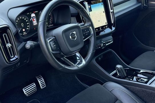 Volvo XC40 B4 B R-Design