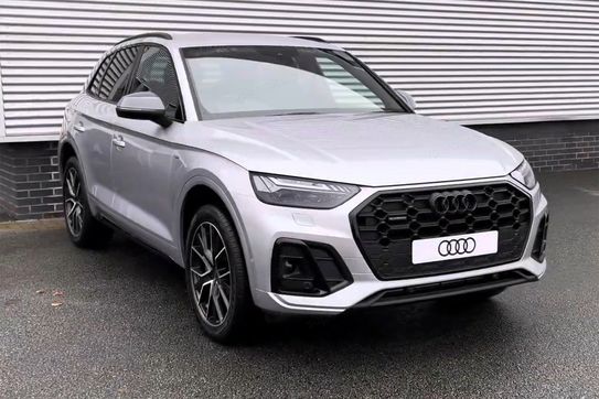 Audi Q5 55 TFSI e quattro S Line
