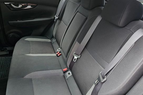 Nissan Qashqai 1.3 DIG-T N-Connecta DCT