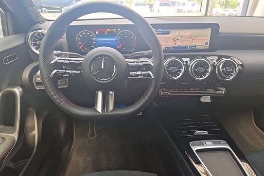 Mercedes Klasa A 180 AMG Line