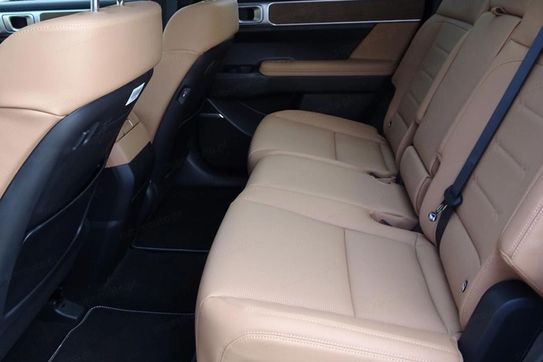 Hyundai Santa Fe 1.6 T-GDI HEV Platinum 4WD aut 5os.