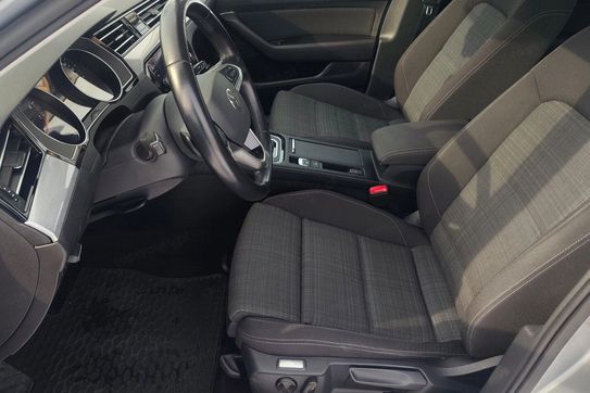 Volkswagen Passat 1.5 Tsi Evo Business Dsg