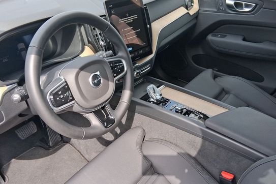 Volvo XC60 B5 B AWD Plus Bright aut