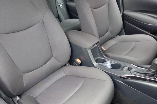 Toyota Corolla Active 1.8 Hybrid