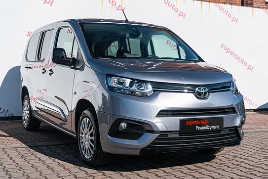 Toyota Proace City Verso Long L2H1 7os AT