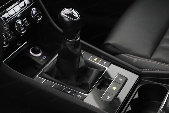 Skoda Superb 2.0 Tdi Scr L&K