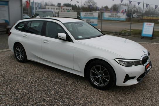 BMW Seria 3 318d mHEV aut