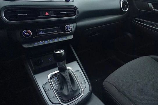 Hyundai Kona 1.6 GDI Hybrid Business DCT