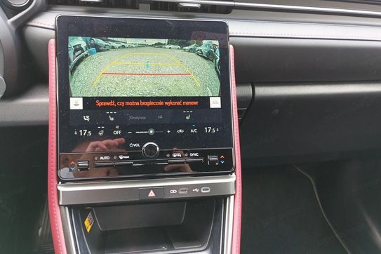 Lexus LBX Hybrid Vibrant Edition
