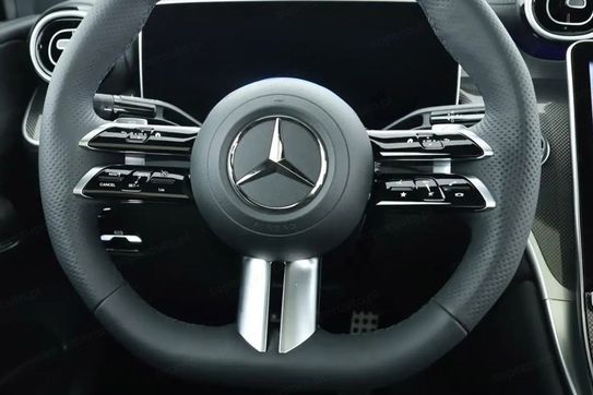 Mercedes GLC 300 4-Matic AMG Line
