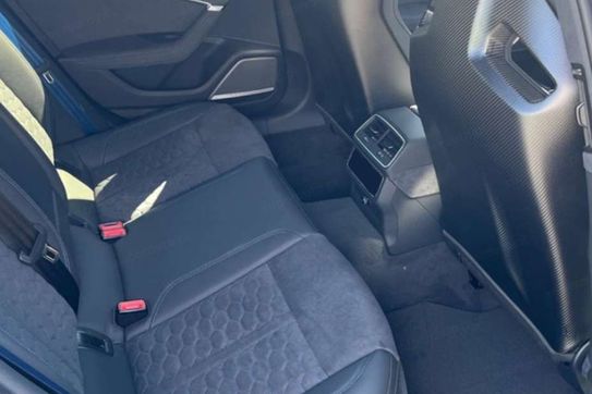 Audi A6 RS6 TFSI quattro Performance Avant