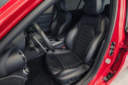 Alfa Romeo Giulia 2.0 Turbo Veloce Q4 aut