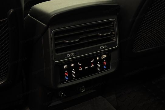 Audi Q7 SQ7 TFSI quattro