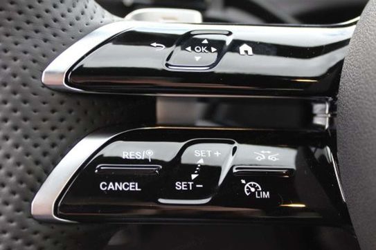 Mercedes E Klasa 220 d 4-Matic AMG