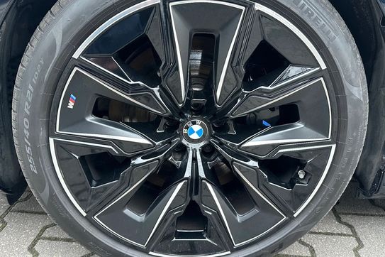 BMW Seria 7 M760e xDrive