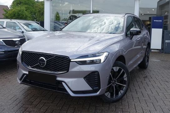 Volvo XC60 B5 AWD Ultra Dark