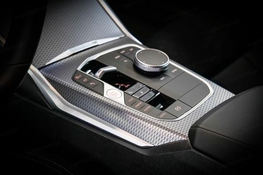 BMW Seria 3 330i xDrive M Sport