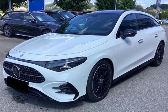 Mercedes CLA 200 Shooting Brake AMG Line