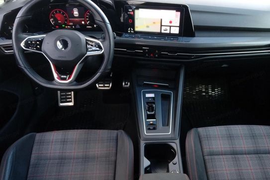 Volkswagen Golf VIII 2.0 TSI GTI DSG