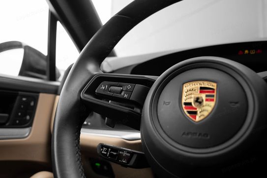 Porsche Cayenne Coupe E-Hybrid