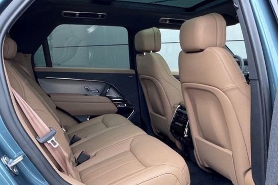 Land Rover Range Rover Sport P440e Dynamic SE