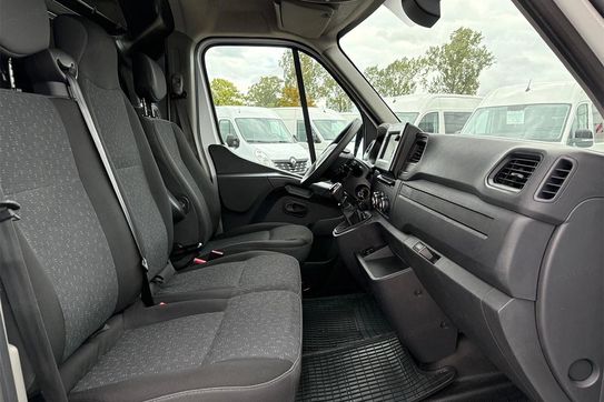 Opel Movano L2H2