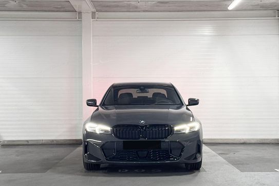 BMW Seria 3 330i xDrive M Sport
