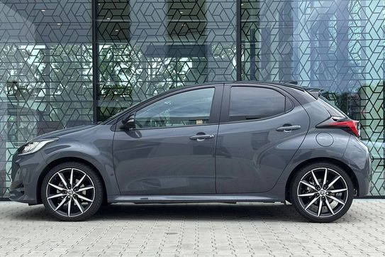 Toyota Yaris Hybrid 1.5 Gr Sport
