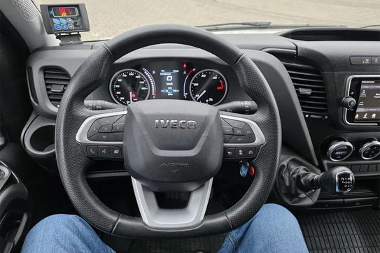Iveco Daily 50C18 Kontener Mroźnia 8EP do -20° + Winda
