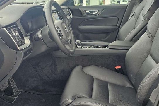 Volvo V60 B4 Ultra Dark