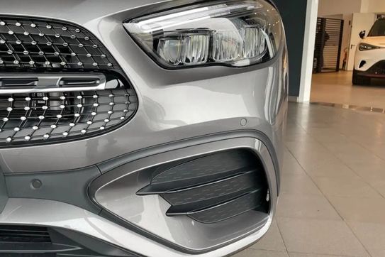Mercedes GLA 220 4-Matic AMG Line